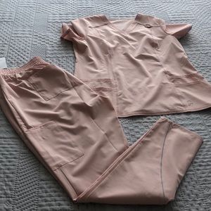 Jaanuu Scrub Set L